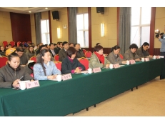 華魯公司舉辦“走向市場(chǎng)，贏在市場(chǎng)”主題演講